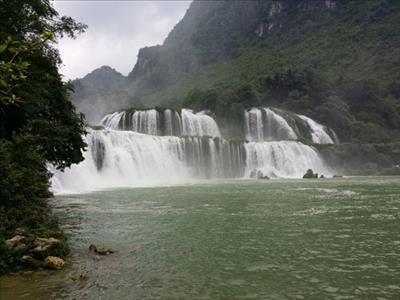 Thác Bản Giốc lọt top thác nước kỳ vĩ nhất thế giới