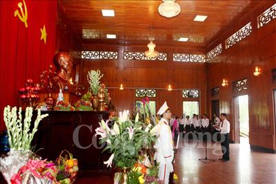Trang trọng Lễ giỗ lần thứ 47 của Chủ tịch Hồ Chí Minh