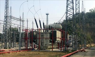 Đóng điện thành công máy biến áp AT2 tại trạm biến áp 220kV Bắc Kạn