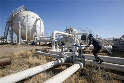 IEA: Tăng trưởng nhu cầu dầu toàn cầu xuống mức thấp