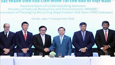 Liên minh tái chế bao bì cùng Bộ Tài nguyên và Môi trường giảm thiểu chất thải nhựa