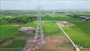 Đường dây 500kV mạch 3 đoạn Nhà máy nhiệt điện Nam Định I – Thanh Hóa bắt đầu kéo dây
