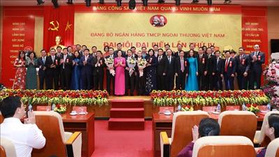 Đại hội đại biểu Đảng bộ Vietcombank lần thứ IV nhiệm kỳ 2020 – 2025 thành công tốt đẹp