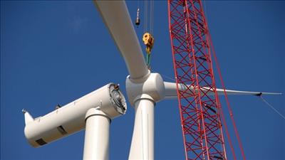Quảng Bình: Hỗ trợ doanh nghiệp để sớm khởi công dự án cụm trang trại điện gió B&T