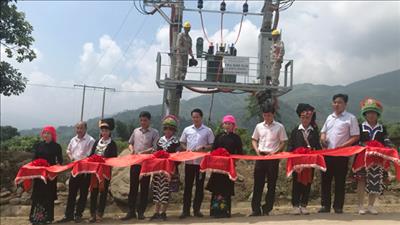 Hoàn thành công trình giúp gần 300 hộ dân Yên Bái được sử dụng điện lưới quốc gia