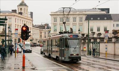 Brussels sử dụng hệ thống giao thông công cộng miễn phí để giảm ô nhiễm môi trường