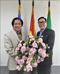 Công bố và trao quyết định bổ nhiệm Phó Trưởng Văn phòng Đại diện Hiệp hội Năng lượng Sạch Việt Nam tại TPHCM