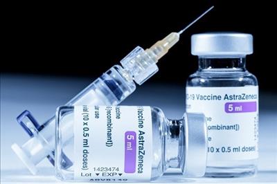 Chính phủ đồng ý mua 400.000 liều vaccine AstraZeneca của Hungary