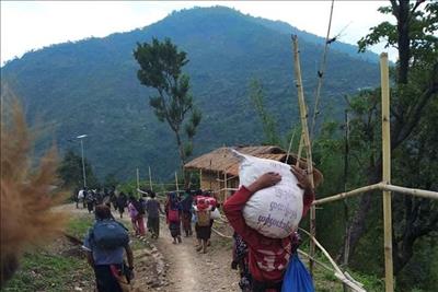 Myanmar: Hàng nghìn di cư để chạy trốn khỏi cuộc chiến