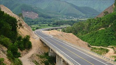 Xem xét đầu tư toàn tuyến cao tốc Hà Nội – Điện Biên theo 2 giai đoạn