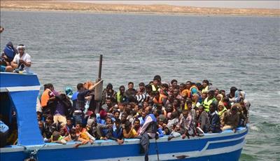 Hải quân Tunisia giải cứu 487 người di cư khỏi chiếc thuyền quá tải