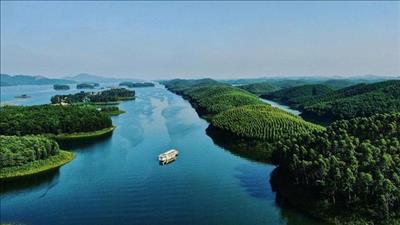 Yên Bái: Hồ Thác Bà sẽ được quy hoạch thành khu du lịch rộng 53.000 ha