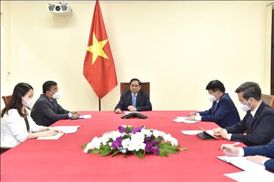 Chủ tịch Pfizer cam kết sẽ nỗ lực hết sức để đẩy nhanh tiến độ giao vaccine cho Việt Nam