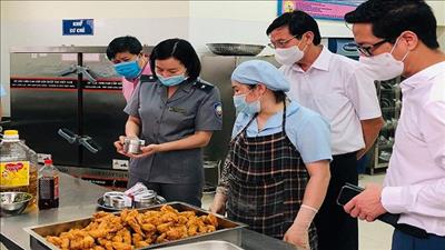 Hà Nội: Tăng cường công tác vệ sinh an toàn thực phẩm năm 2022