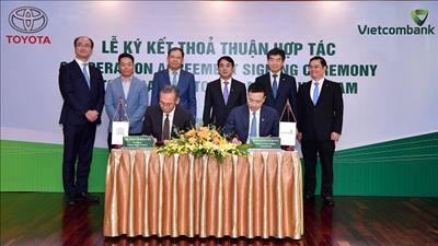 Vietcombank và Toyota Motor Việt Nam ký kết thỏa thuận hợp tác
