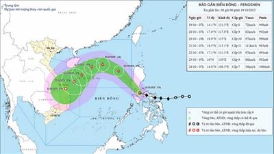 Bão Fengshen chuẩn bị đi vào Biển Đông
