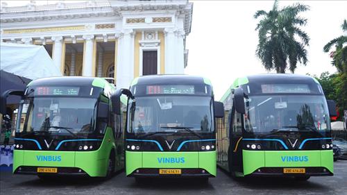 Khai trương tuyến xe buýt điện miễn phí kết nối nhiều địa điểm du lịch Thủ đô