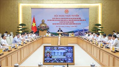 Thủ tướng yêu cầu hoàn thành xây dựng 3.000km đường bộ cao tốc trong năm 2025