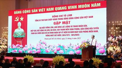 Tổng Bí thư Tô Lâm gặp mặt đại biểu tướng lĩnh, anh hùng, các lực lượng tham gia Chiến dịch Hồ Chí Minh