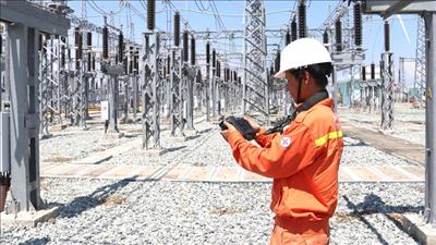 Thủ tướng yêu cầu tập trung thực hiện hiệu quả các giải pháp bảo đảm cung ứng điện