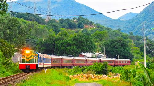 Ban hành tiêu chí lựa chọn doanh nghiệp tham gia chuyển giao công nghệ đường sắt