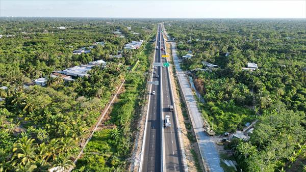 Triển khai các nhiệm vụ, giải pháp để bảo đảm giải ngân 100% vốn đầu tư công trong năm 2025