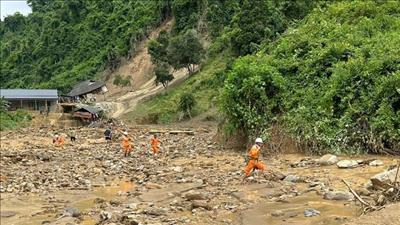 Điện Biên: Khẩn trương khắc phục sự cố lưới điện sau mưa lũ