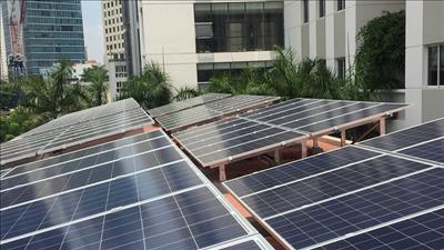 Thử nghiệm điều độ lưới điện an toàn và vận hành điện mặt trời mái nhà
