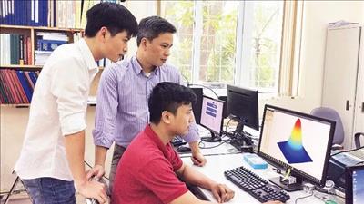 Ứng dụng điện năng lượng mặt trời kết hợp sản xuất nông nghiệp