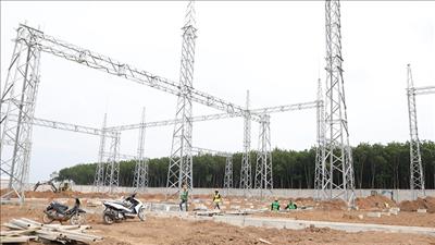 Tổng giám đốc EVNNPT kiểm tra tiến độ 2 dự án truyền tải điện cấp bách tại TPHCM và Đồng Nai