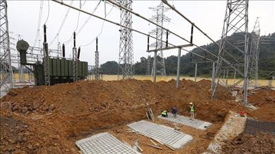 Thi đua hoàn thành dự án đường dây 220kV Bắc Giang – Lạng Sơn