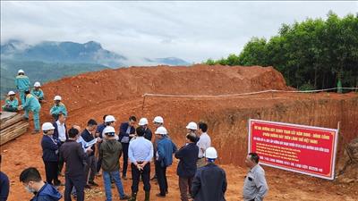 Kiểm tra tiến độ dự án đường dây 220kV trạm cắt Nậm Sum - Nông Cống