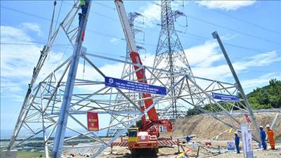 Thủ tướng chỉ đạo huy động các nguồn lực của địa phương hỗ trợ thi công đường dây 500kV mạch 3