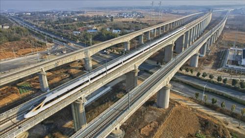 Thành phố Hà Nội ban hành kế hoạch giải phóng mặt bằng các dự án đường sắt