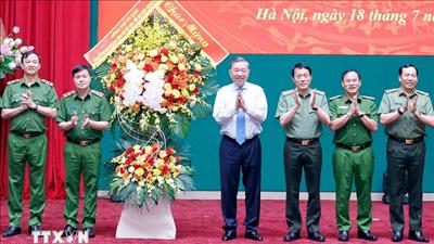 Tổng Bí thư, Chủ tịch nước: Xây dựng lực lượng Cảnh sát nhân dân đáp ứng yêu cầu trong tình hình mới