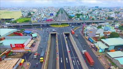 Bàn giải pháp đẩy nhanh tiến độ các công trình, dự án trọng điểm ngành giao thông vận tải