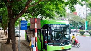 Hà Nội: Tăng cường các tuyến buýt phục vụ nhân dân, du khách tham gia Triển lãm thành tựu Đất nước