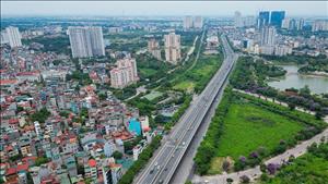 Thành phố Hà Nội phấn đấu năm 2025 đạt tăng trưởng 8% trở lên 