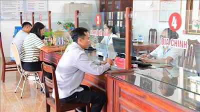 Tiếp tục xây dựng, hoàn thiện tổ chức bộ máy của hệ thống chính trị trong thời gian tới