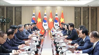 Tuyên bố chung về việc làm sâu sắc hơn quan hệ Đối tác chiến lược toàn diện Việt Nam – Hàn Quốc