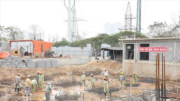 Triển khai thi công gần 40 công trình cải tạo, nâng cấp lưới điện tại Hà Nội