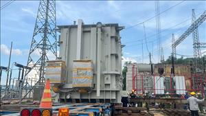 Đôn đốc tiến độ dự án nâng công suất trạm biến áp 500kV Hòa Bình