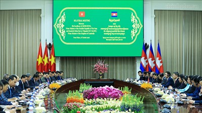 Thủ tướng Lê Minh Hưng hội đàm với Thủ tướng Campuchia Hun Manet