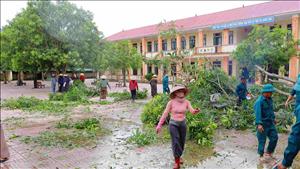 Khẩn trương khắc phục cơ sở giáo dục, y tế bị thiệt hại do thiên tai