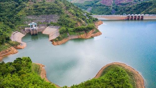 Công bố giá trị dòng chảy tối thiểu ở hạ lưu 831 đập, hồ chứa