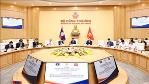 Việt Nam và Lào phát triển mối quan hệ kinh tế – thương mại – năng lượng lên tầm cao mới