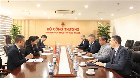 Việt Nam và Litva tăng cường quan hệ song phương trong lĩnh vực năng lượng