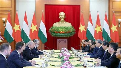 Tổng Bí thư: Việt Nam sẵn sàng là cầu nối giữa Hungary với khu vực Đông Nam Á