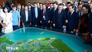Thủ tướng dự hội nghị công bố quy hoạch tỉnh Hưng Yên