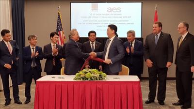 Ký kết thỏa thuận liên doanh dự án Kho cảng LNG Sơn Mỹ